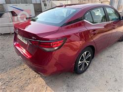 نیسان سێنترا